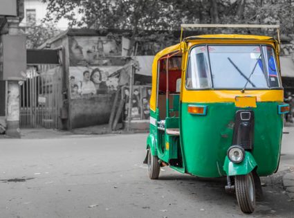 inidian rickshaw danger